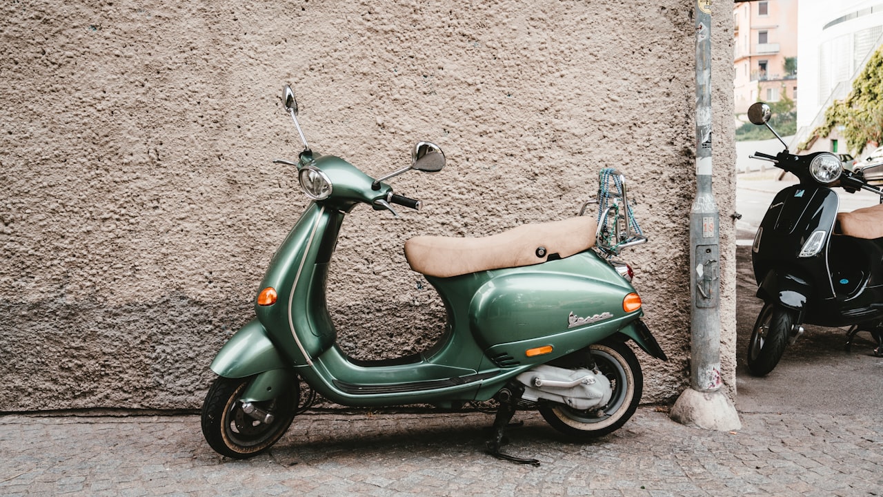 Features To Look for When Buying a Scooter
